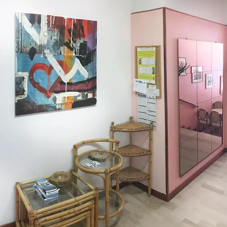 禅宗酒店 酒店 利尼亚诺萨比亚多罗